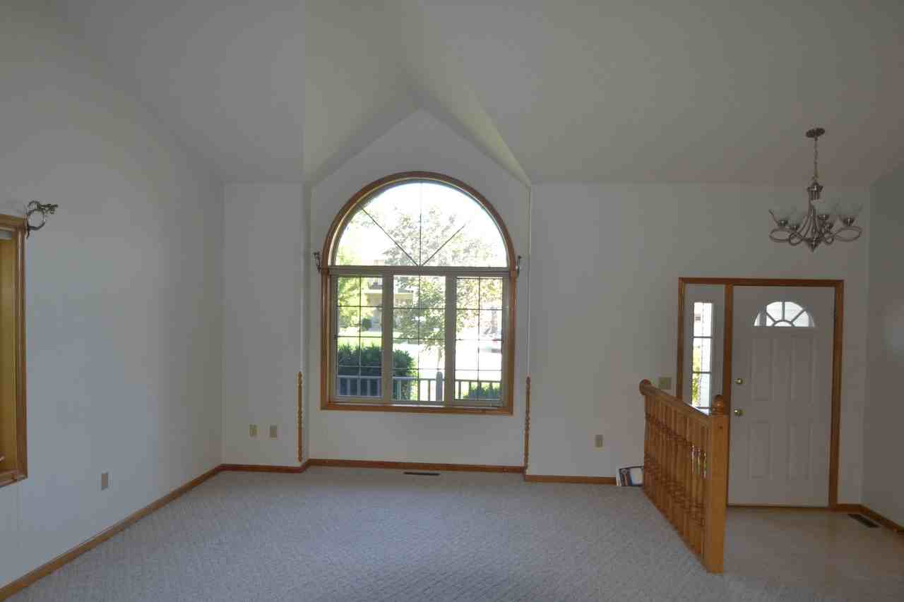 19488 Boston St NW - Photo 2 of 9