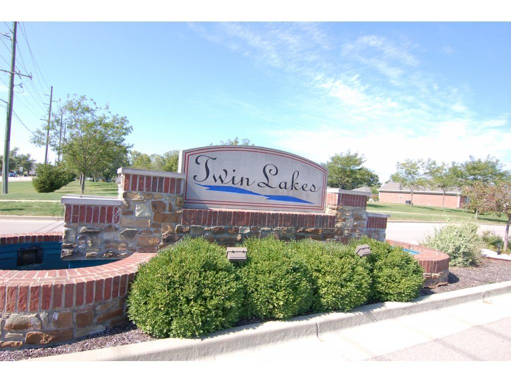 Twin Lakes - Photo 3 of 19