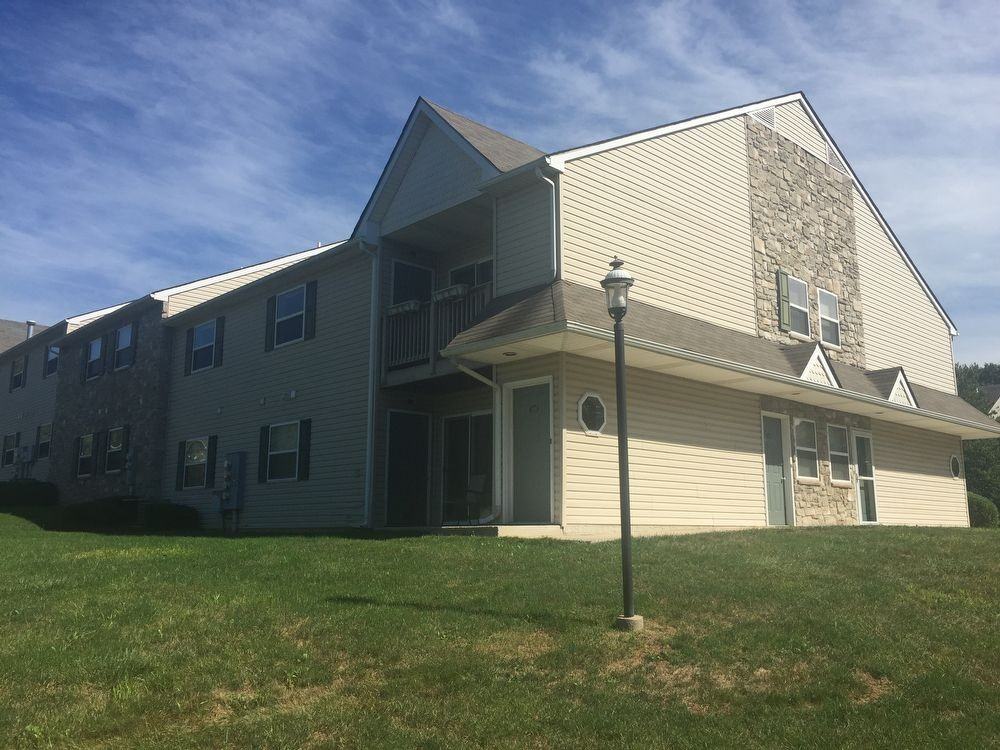 108 Horseshoe Dr - Photo 2 of 14