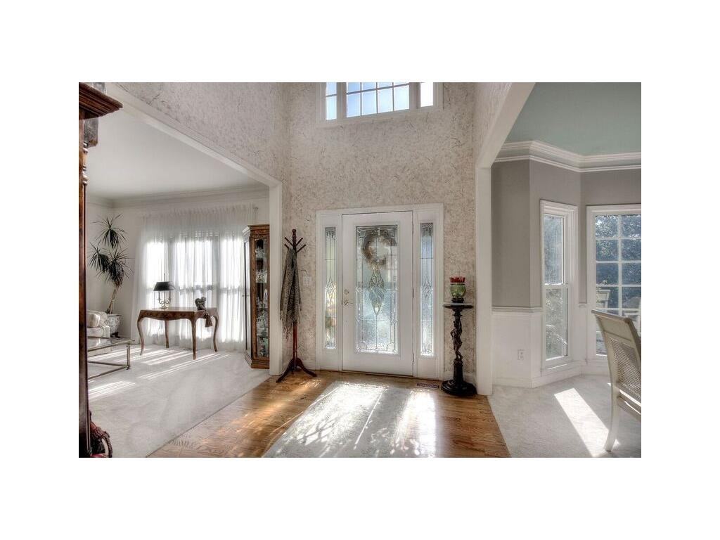 1035 Fairway Valley Dr - Photo 3 of 30