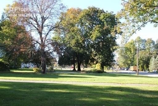 913 Trumbull Hwy - Photo 3 of 21