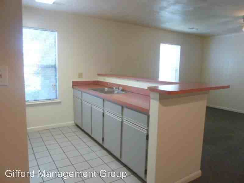 Pine Shore Apartments - Photo 3 of 12