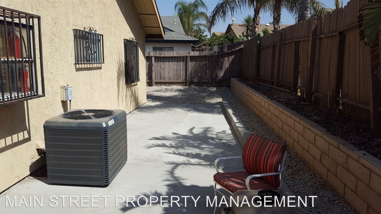 3124 Wishing Well Ct - Photo 2 of 14