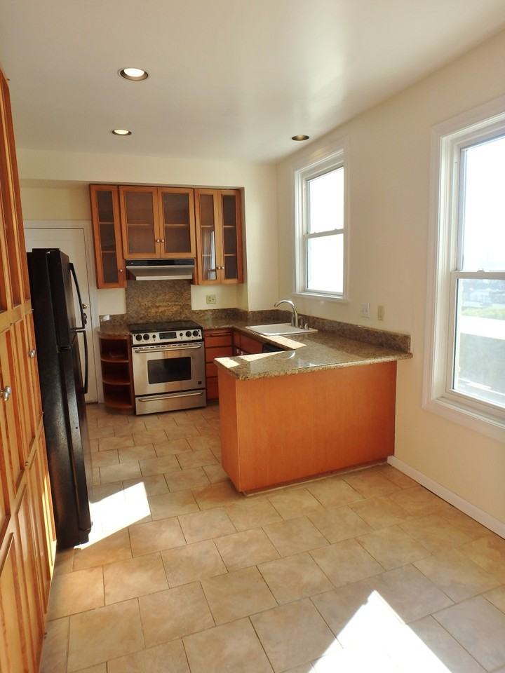 3045 Jackson Street - Photo 2 of 23