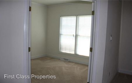 176 Granite Way - Photo 2 of 19