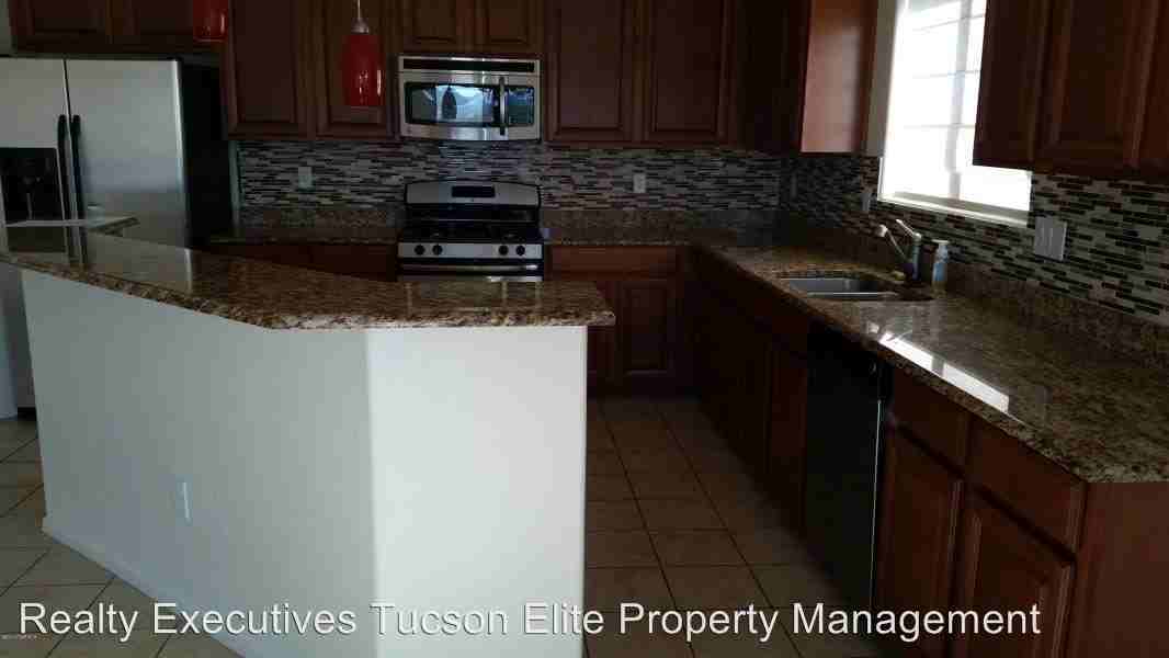 8249 N Willow View Dr - Photo 3 of 5