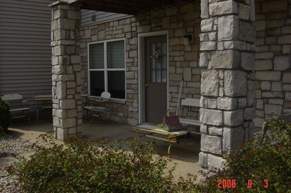 Eagles Ridge Apartments - Photo 2 of 10