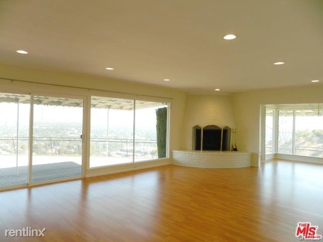 3641 Sunswept Dr - Photo 2 of 12