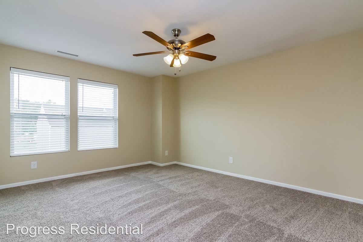 5239 Swearngan Rd - Photo 3 of 11