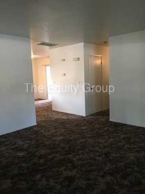 1571 E Cross Ave - Photo 2 of 31