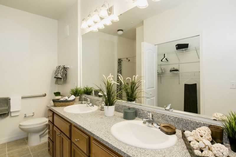 365 Garden Edge Point #101 - Photo 3 of 4