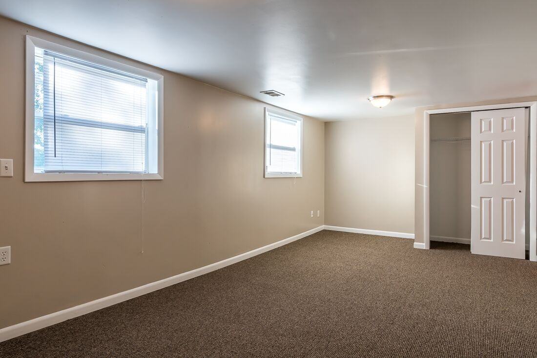 4420 13th St - Photo 3 of 7