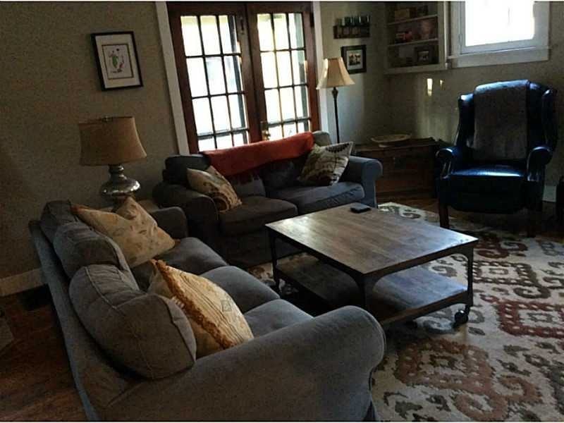 417 Willow Pl - Photo 2 of 12