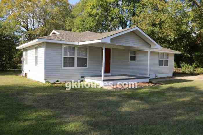 1832 Circlewood Dr - Photo 2 of 42