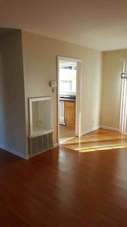 667 Macarthur Dr - Photo 3 of 10