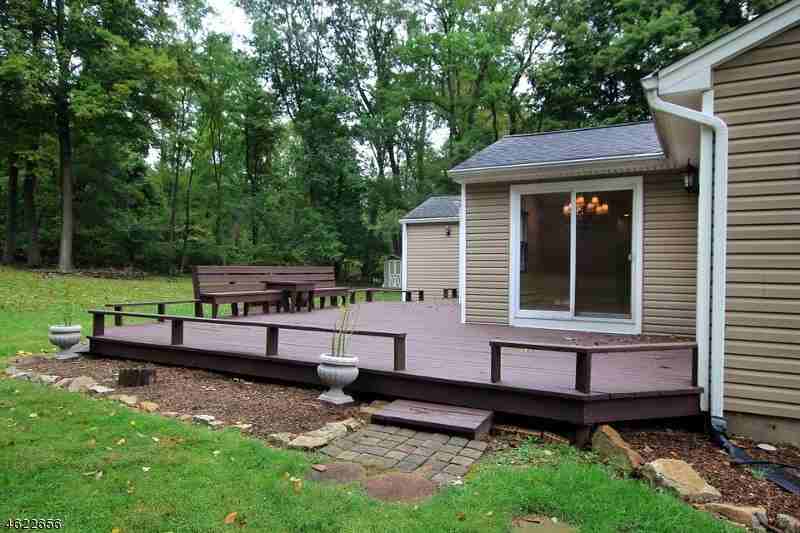 159 South Rd - Photo 3 of 18