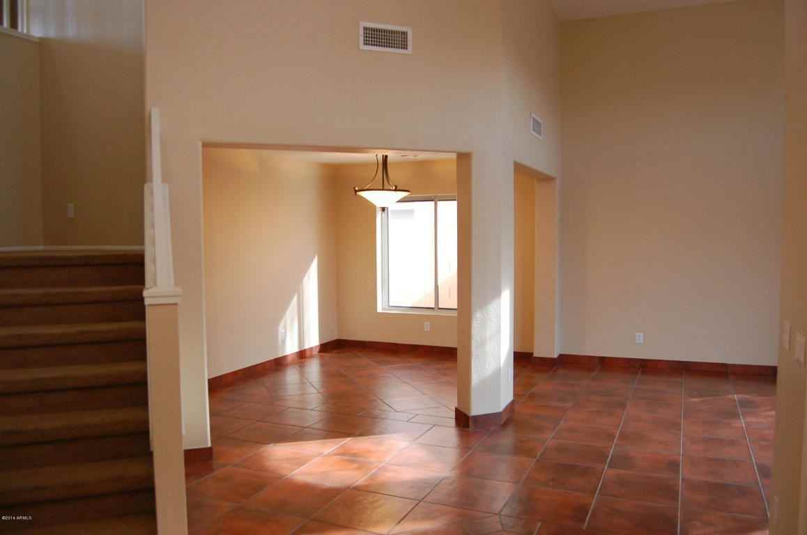 1034 W Juanita Ave - Photo 3 of 55