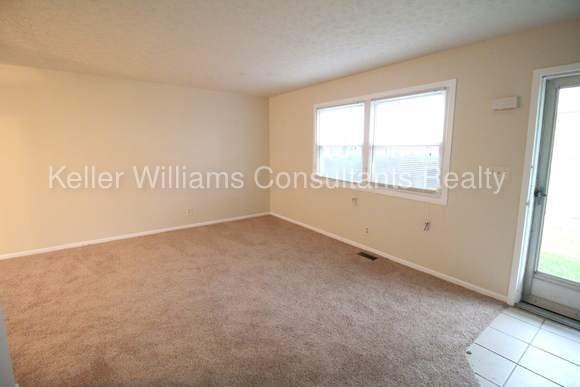 170 Buckeye Cir - Photo 2 of 13