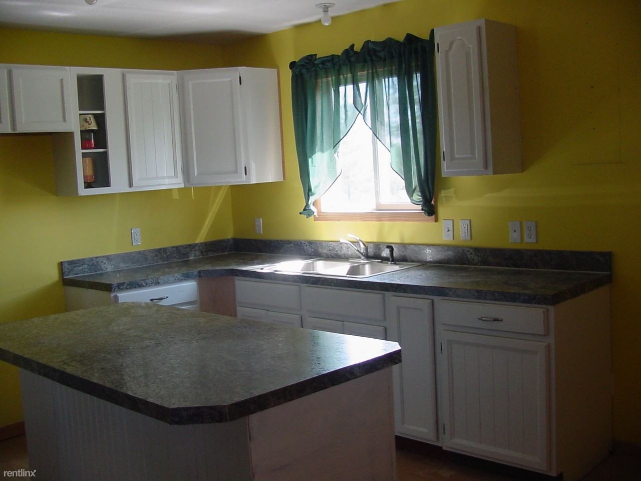 5352 Worchester Way - Photo 2 of 6