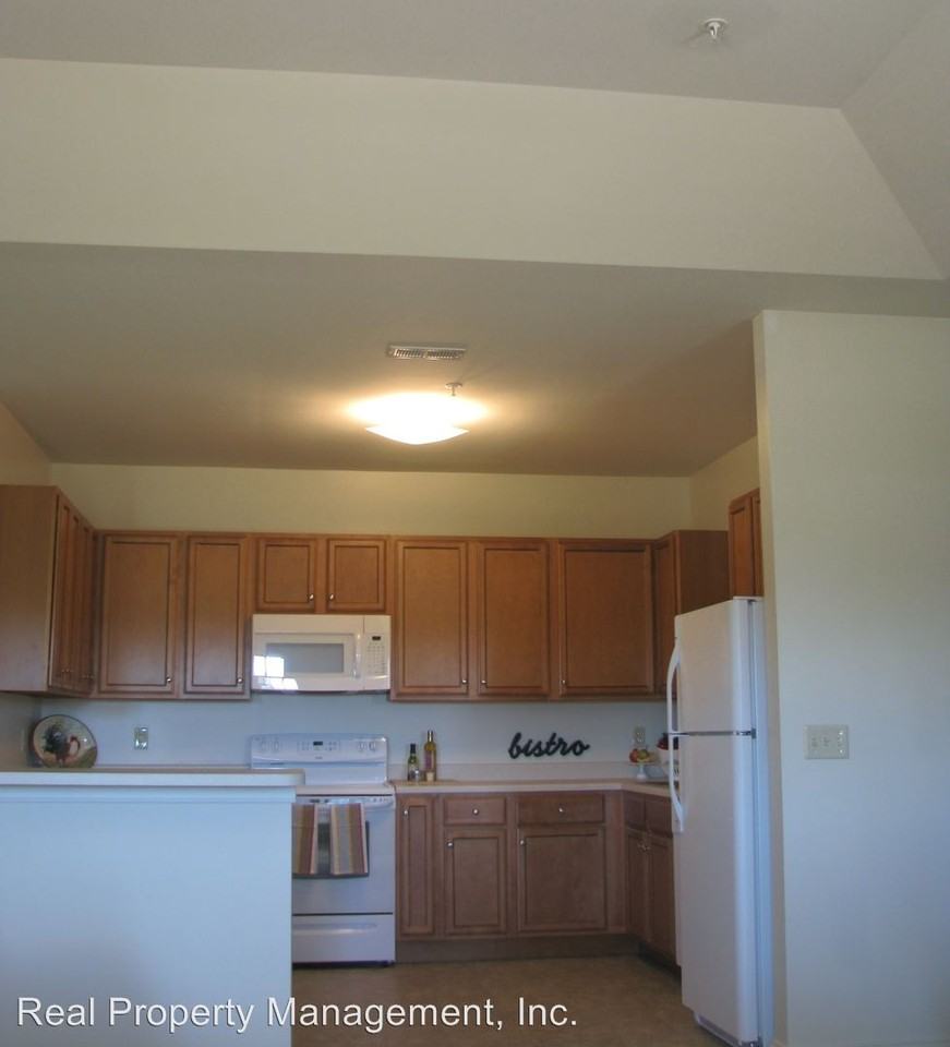 Golf Drive - Photo 2 of 8