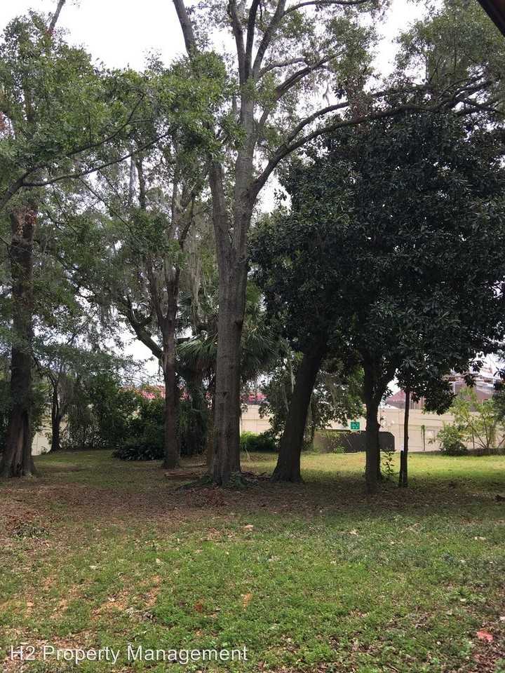 117 Westridge Dr - Photo 3 of 19