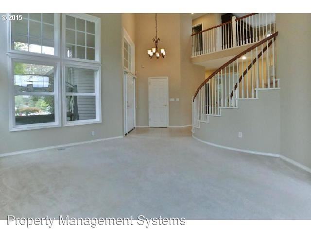 9087 SE Highgate Dr - Photo 2 of 16