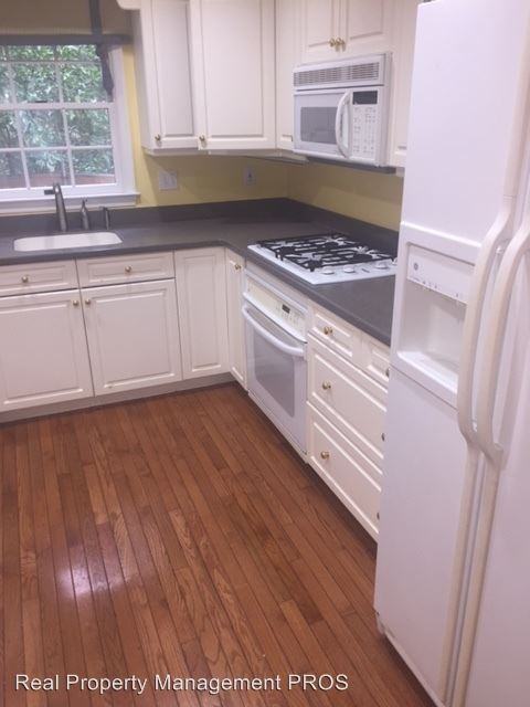 7758 Shootingstar Dr - Photo 2 of 14