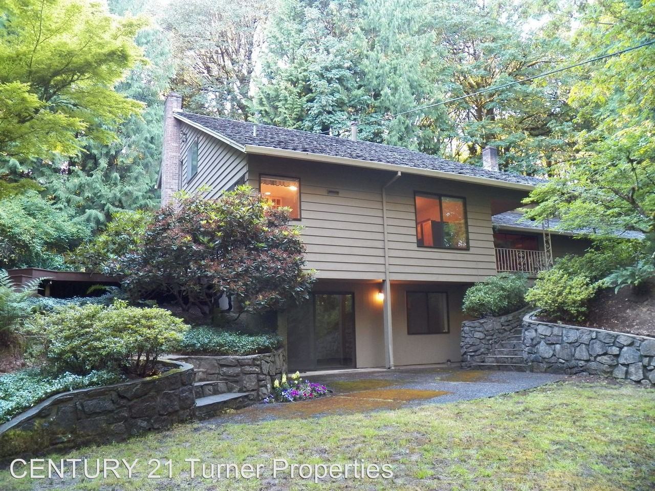 10423 SW 11th Dr - Photo 3 of 31