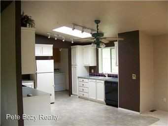 114 Taylor Rd S - Photo 3 of 6