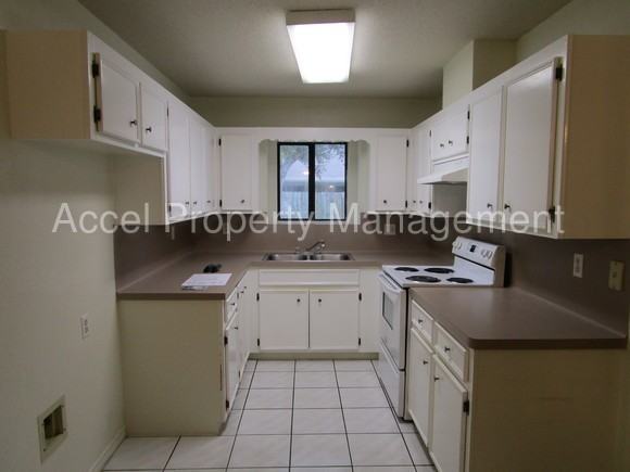 2009 Martin Ave - Photo 2 of 4