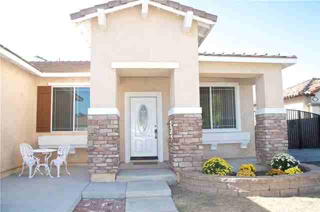 32895 Serena Way - Photo 3 of 17