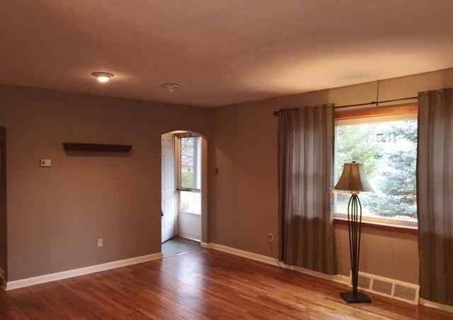 118 Lynnwood Rd - Photo 3 of 15