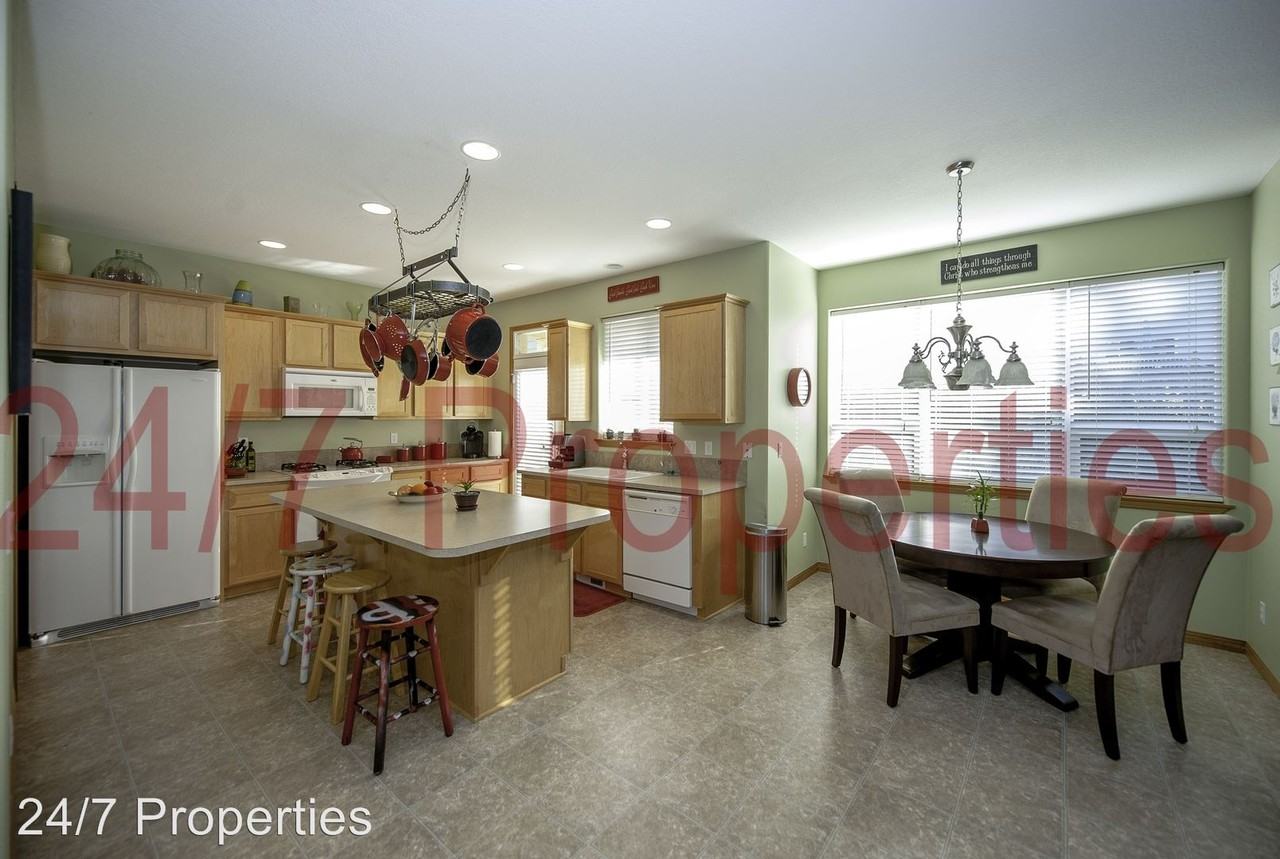 20094 Mossy Meadows Ave - Photo 3 of 31