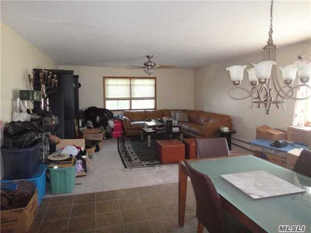 26 East Fenimore Street - Photo 3 of 5