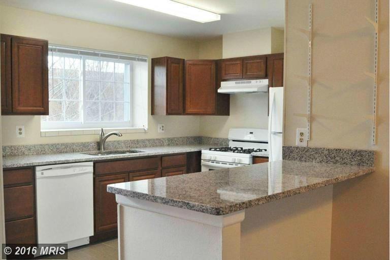 11 Sunnyvale Ct - Photo 3 of 19