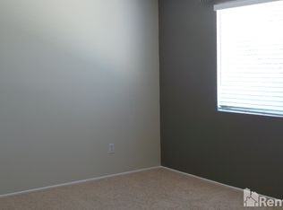 1399 Pinewood Dr - Photo 3 of 13