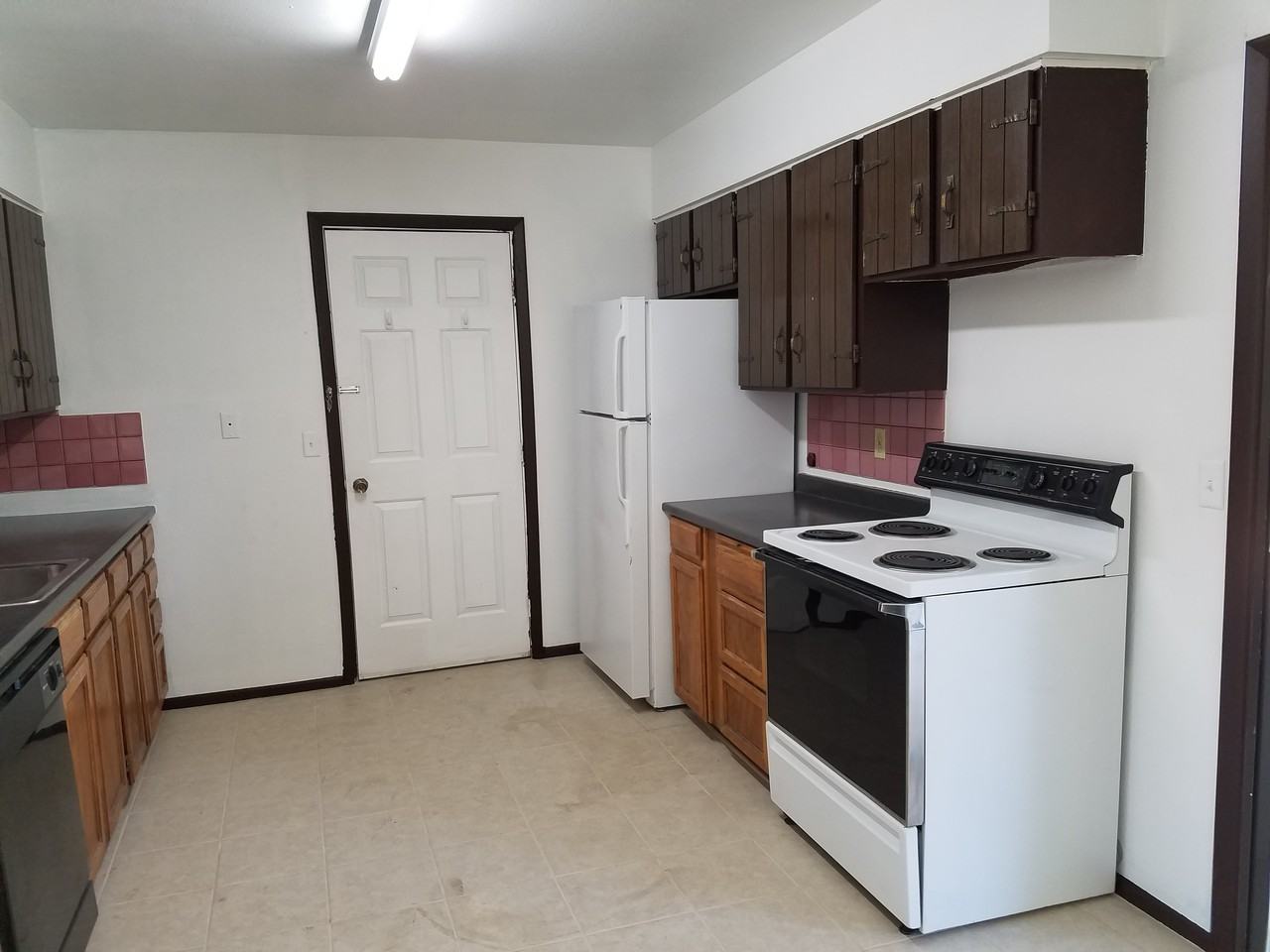 6343 W Jarvis Pl - Photo 3 of 7