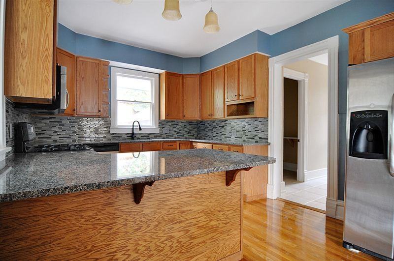 327 Henry Ave SE - Photo 2 of 18