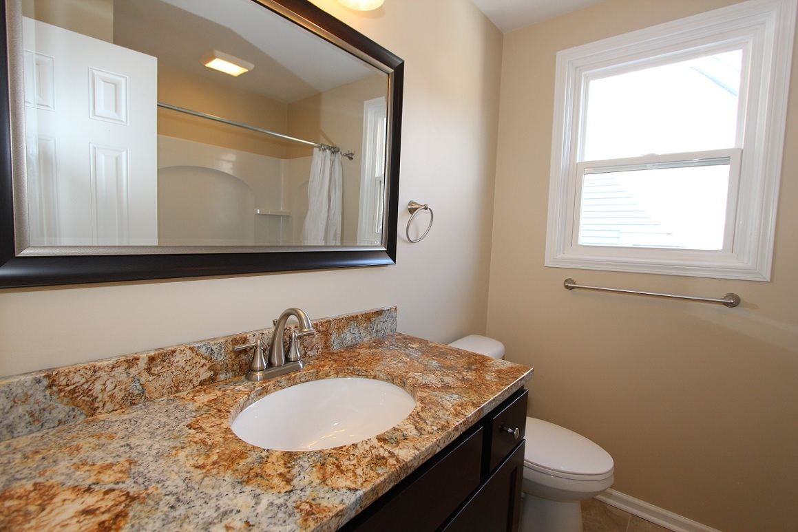 541 Norwood Ave SE - Photo 3 of 12