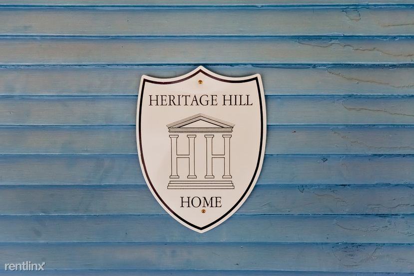 579 Paris Ave SE - Photo 2 of 32