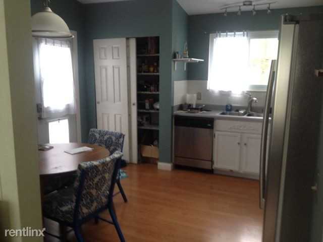 20 Brooker Ct - Photo 3 of 4