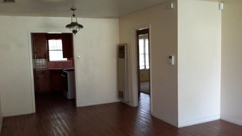 234 Sunnyland Dr - Photo 3 of 9