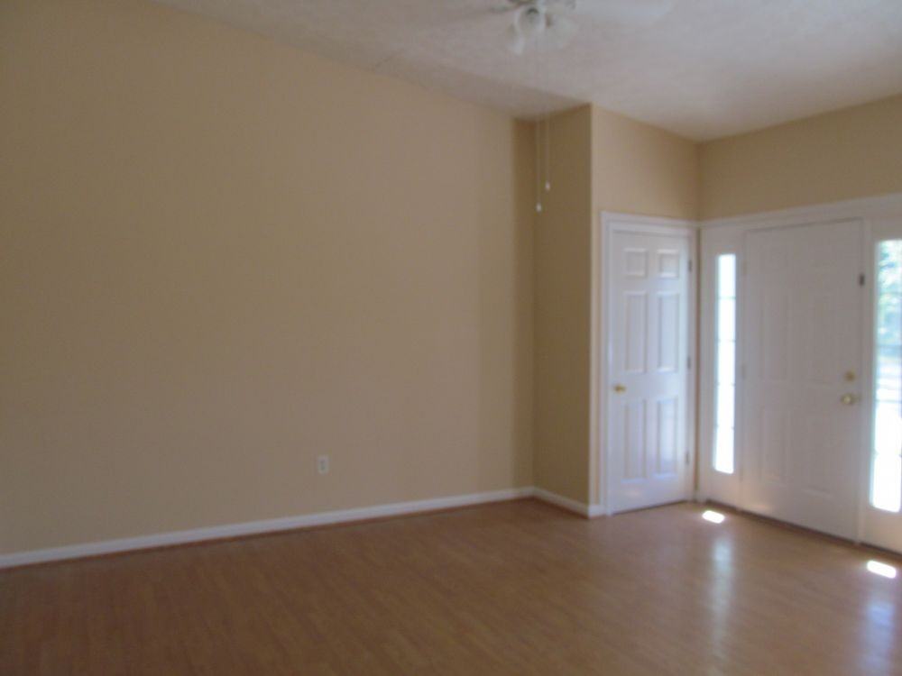 6410 Sunset Ave - Photo 2 of 8