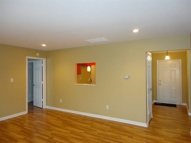 6928 Greengage Ct - Photo 3 of 17