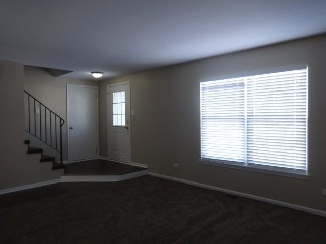 1309 Bluejay Ln - Photo 2 of 15