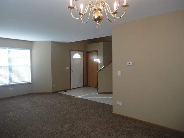 25631 S Daffodil Ln - Photo 2 of 14