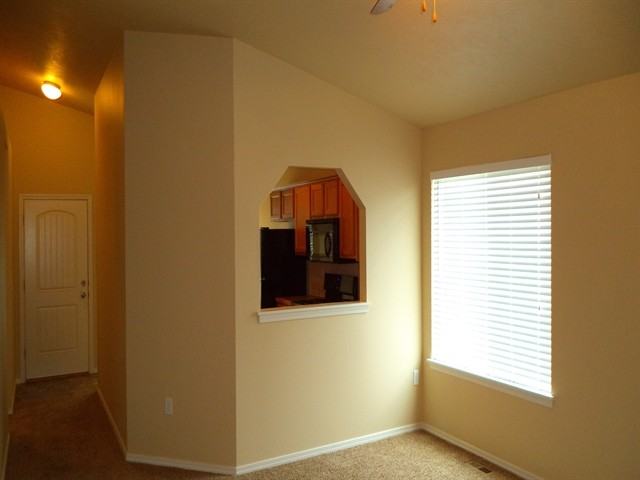602 E Cinnabear Dr - Photo 3 of 20