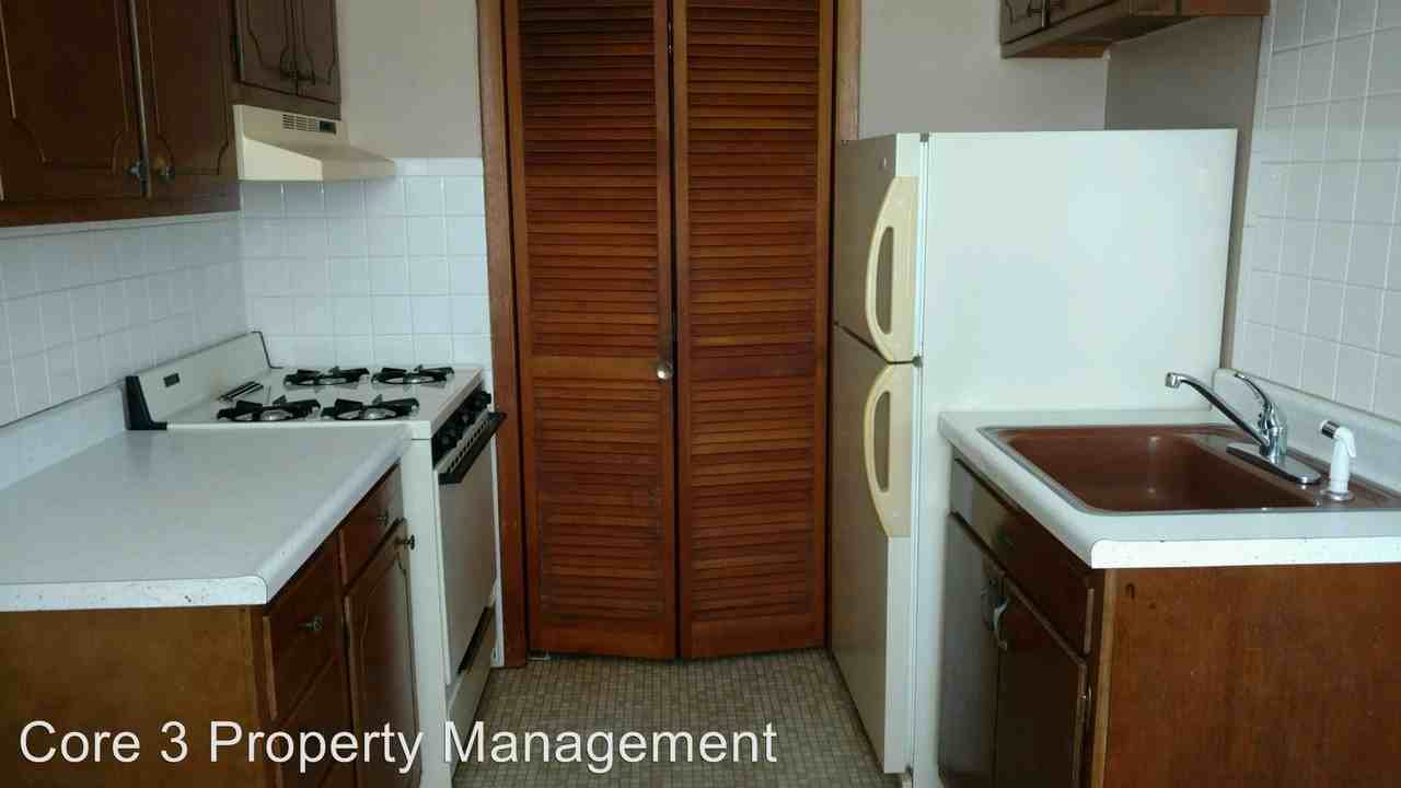 408 E Pine St #D - Photo 2 of 5