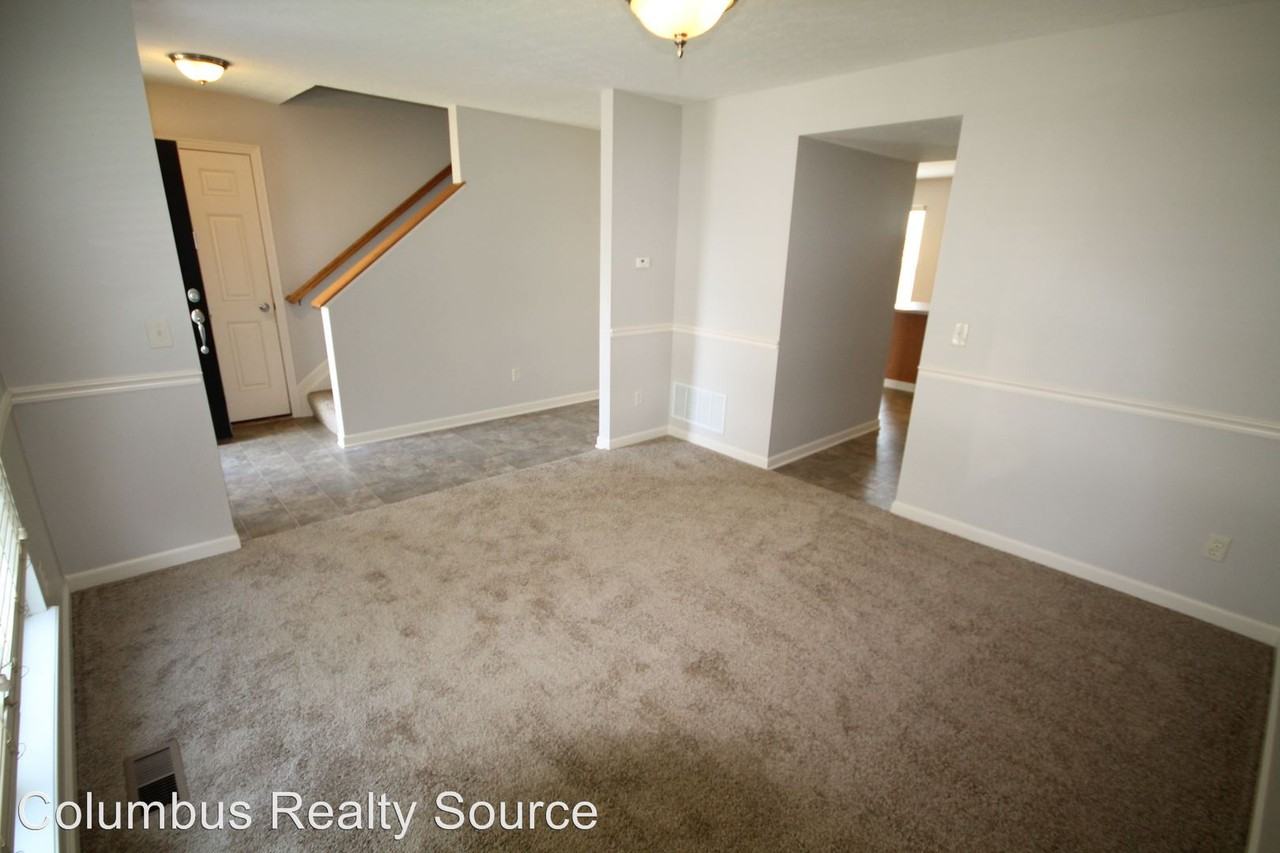 695 Sanville Dr - Photo 3 of 27