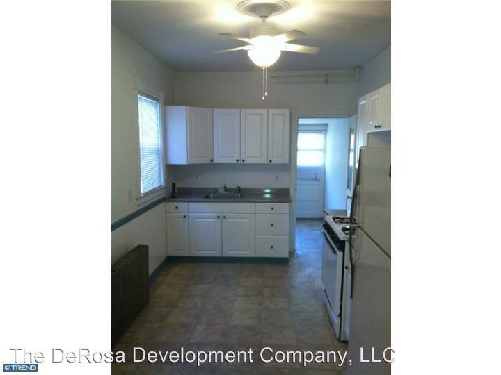 214 Hewitt St - Photo 2 of 4